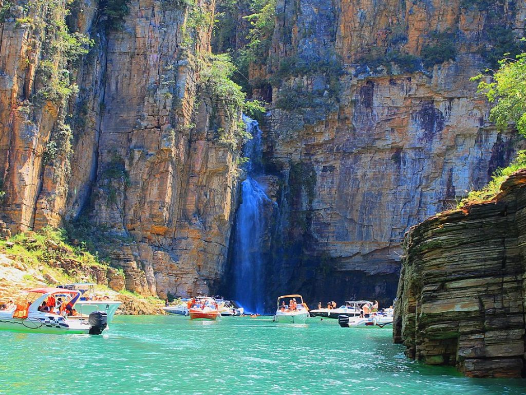 Cachoeira - Escarpas do Lago - Capit&oacute;lio, MG
Ana Di Tullio, CC BY-SA 4.0 via Wikimedia Commons