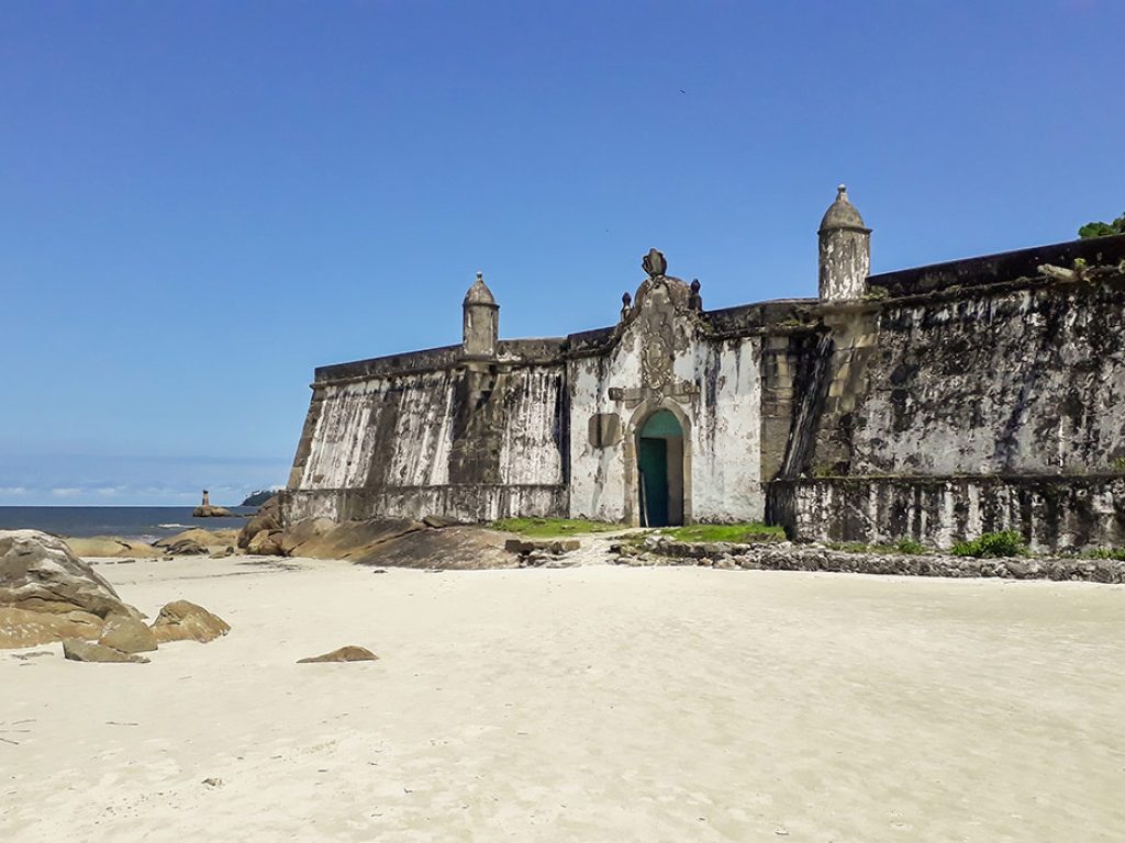Ilha do Mel Forte. Foto: Freepik